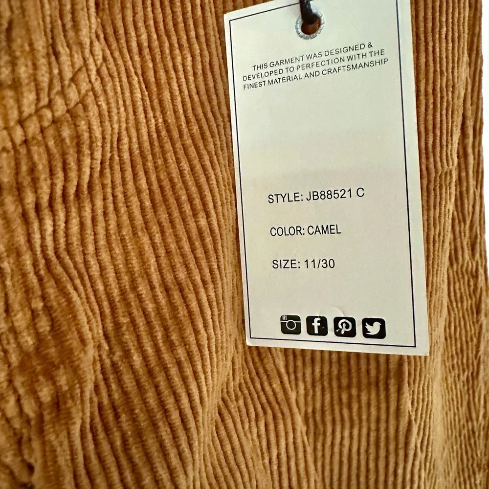 Judy Blue Cordelia Camel Corduroy Bootcut Flare Pants Women’s Size 11/30 - Picture 3 of 6